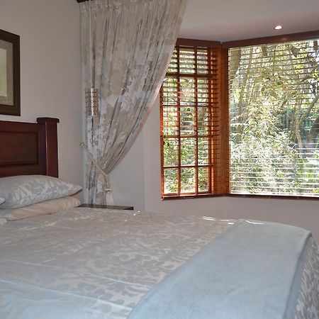 Lydall Wild Tranquil Garden Suites โจฮันเนสเบิร์ก ภายนอก รูปภาพ