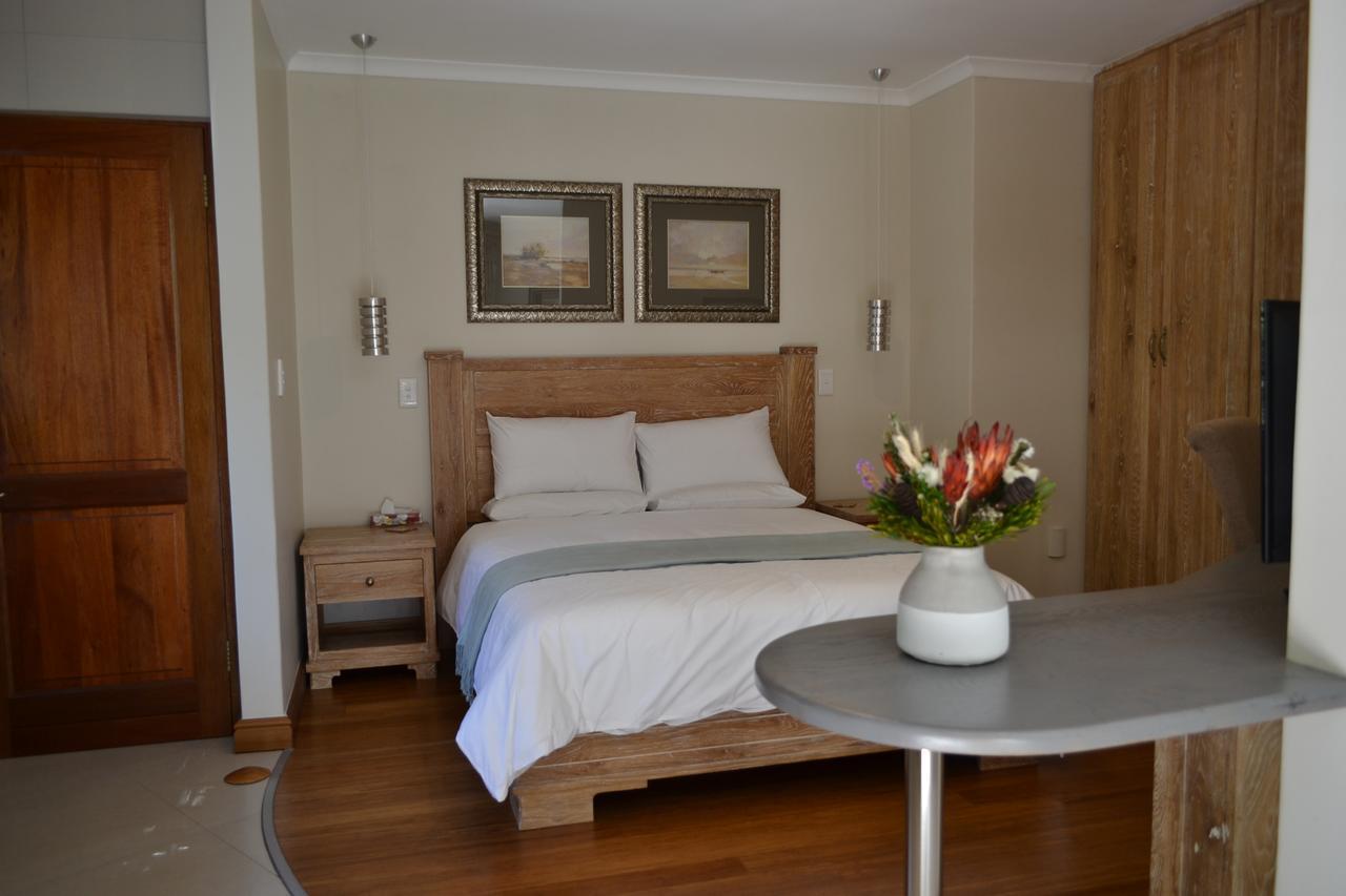 Lydall Wild Tranquil Garden Suites โจฮันเนสเบิร์ก ภายนอก รูปภาพ