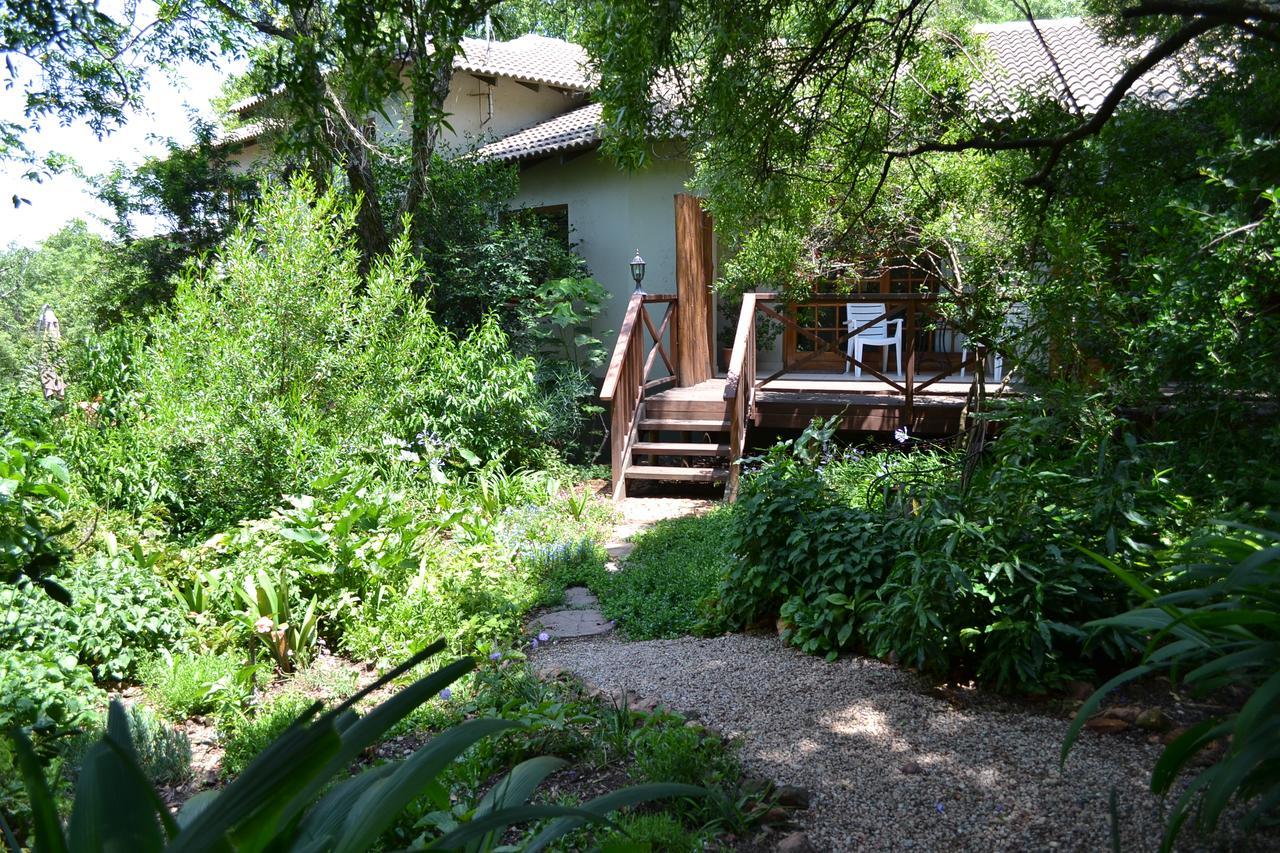 Lydall Wild Tranquil Garden Suites โจฮันเนสเบิร์ก ภายนอก รูปภาพ