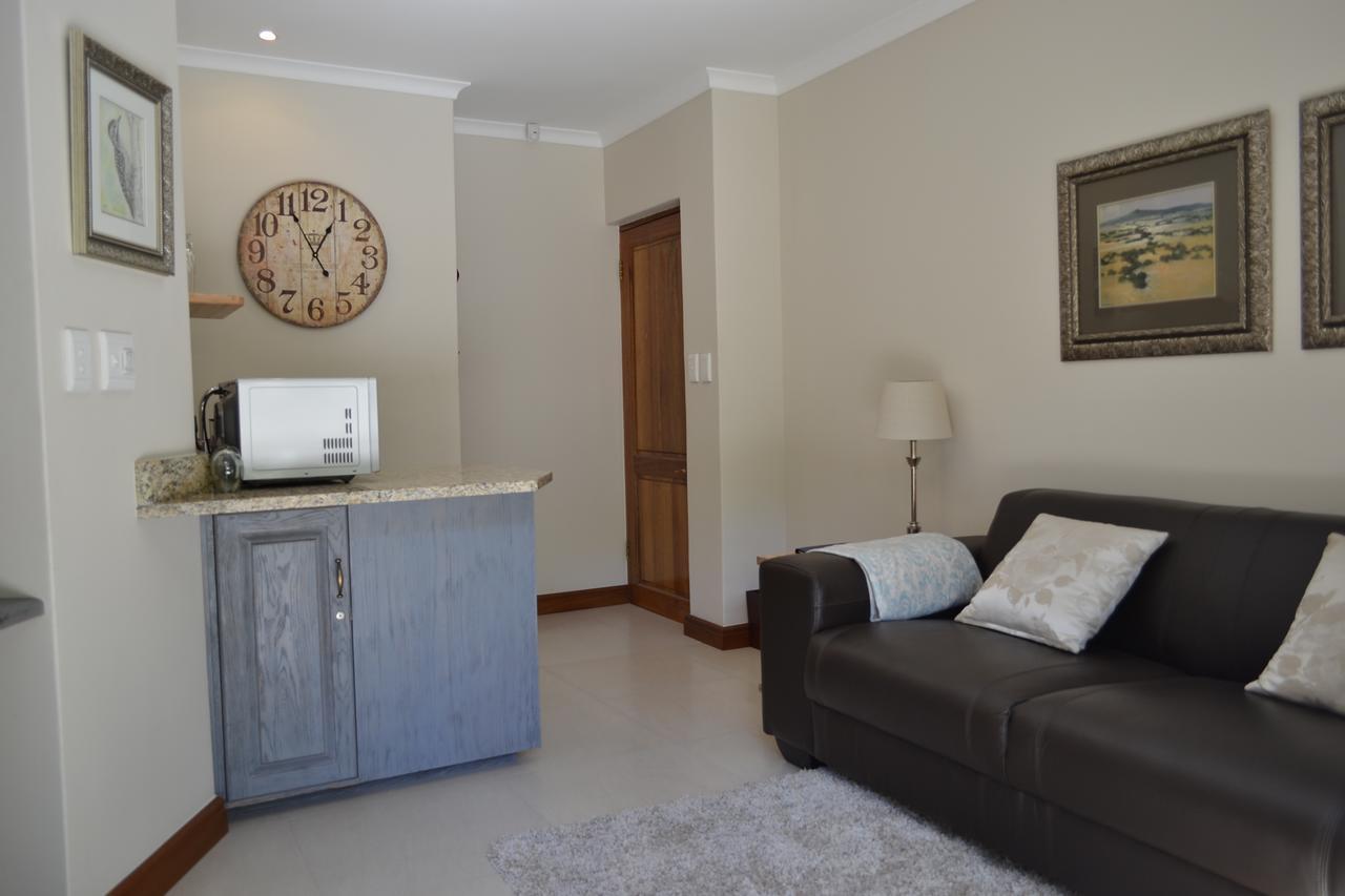 Lydall Wild Tranquil Garden Suites โจฮันเนสเบิร์ก ภายนอก รูปภาพ
